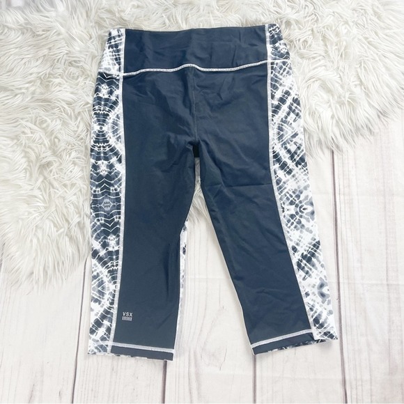 🆕 VSX Victoria’s Secret Knockout Tie-dye Tight‎ Legging Capri Size Large - Picture 5 of 5
